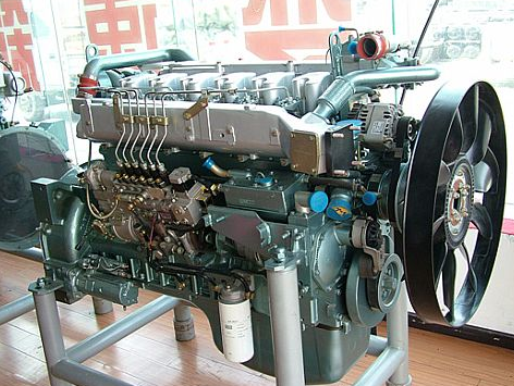 Sinotruk 336Hp engine injector.png